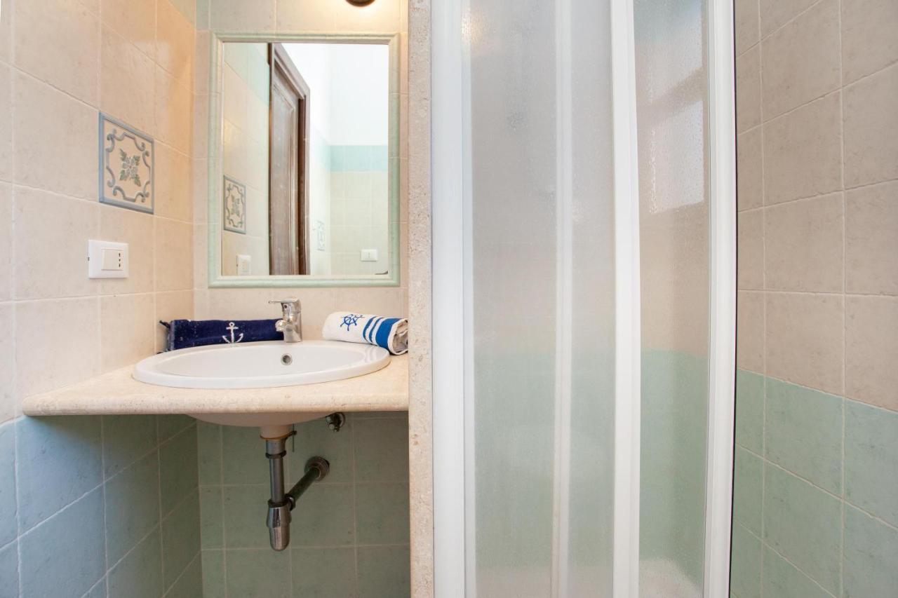 Delta 3 Apartment โอโรเซย ภายนอก รูปภาพ